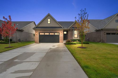 5908 Willow Grove Dr, Troy, MI, 48085-6133 | Card Image