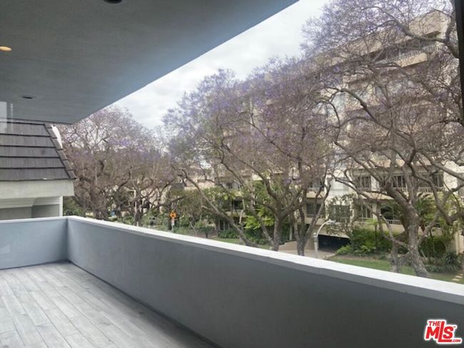 301 - 344 N Palm Dr, Condo with 2 bedrooms, 3 bathrooms and 2 parking in Beverly Hills CA | Image 4