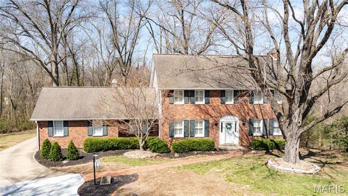 2110 Northwood Dr, Godfrey, IL, 62035-1438 | Card Image