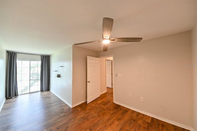 9730 - 9730 Lake Chase Island Way, Condo with 3 bedrooms, 2 bathrooms and null parking in TAMPA FL | Image 26