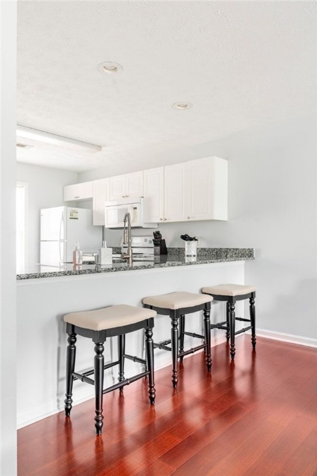 APT-1602 - 1477 N Donahue Dr, Condo with 3 bedrooms, 4 bathrooms and null parking in AUBURN AL | Image 9