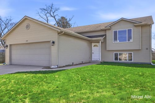 300 Regent Street Se, Kentwood, MI, 49548 | Card Image