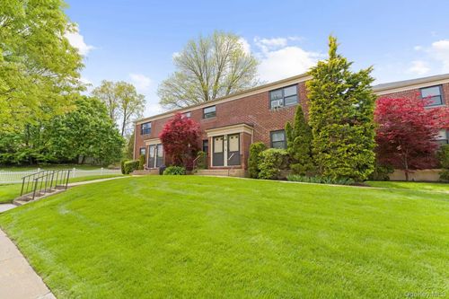 143a-7632 Springfield Blvd, Oakland Gardens, NY, 11364-3023 | Card Image
