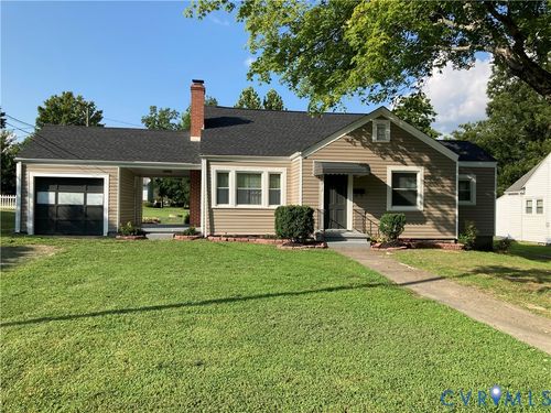 412 W 4th St, Blackstone, VA, 23824-2016 | Card Image