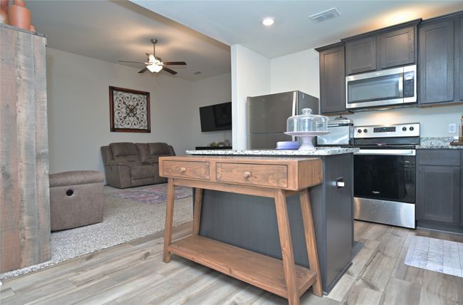 165 Cattlemans Creek Rd W, House other with 3 bedrooms, 2 bathrooms and null parking in Newark TX | Image 11