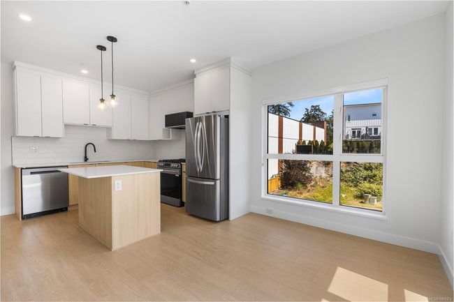 320 - 2629 Millstream Rd, Condo with 2 bedrooms, 1 bathrooms and 1 parking in Langford BC | Image 17