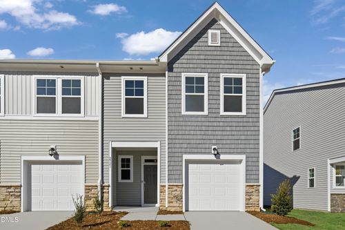 2921 Hickory Field Dr, Raleigh, NC, 27601 | Card Image