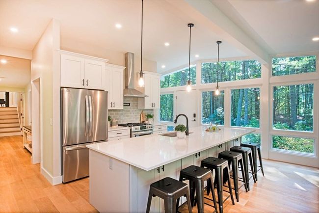31 High Rock Rd, House other with 3 bedrooms, 4 bathrooms and 6 parking in Wayland MA | Image 8