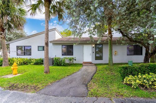 84z-10669 Sw 113th Pl, Miami, FL, 33176-8292 | Card Image