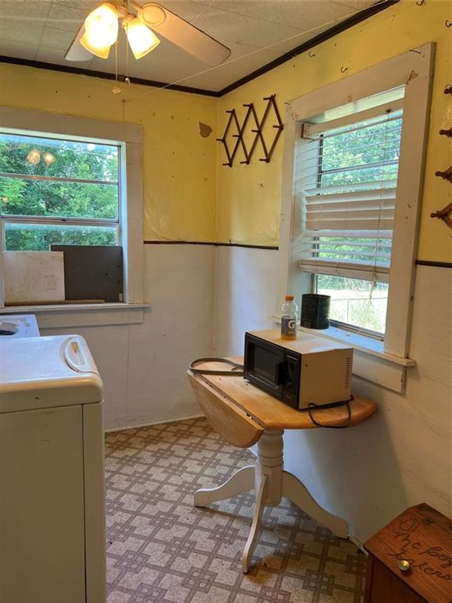 3208 Elm St, House other with 2 bedrooms, 1 bathrooms and null parking in Lamar OK | Image 16