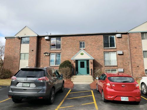 302-130 English Village Rd, Manchester, NH, 03102-2492 | Card Image