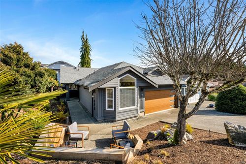72 Marine Dr, Cobble Hill, BC, V8H0K8 | Card Image