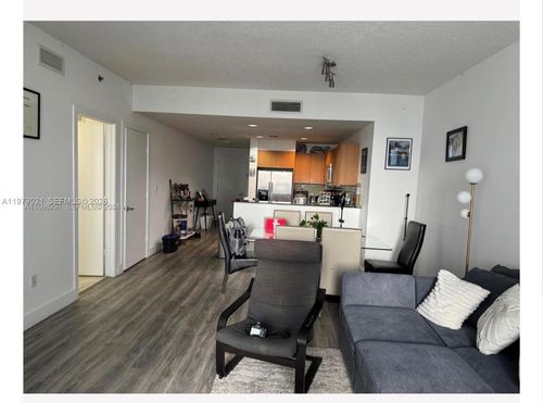 apt-1613-1060 Brickell Ave, Miami, FL, 33131-3918 | Card Image