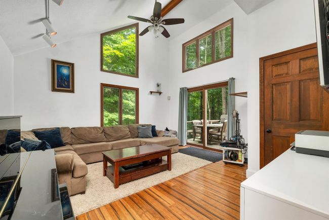 130 E Fisher Rd, House other with 3 bedrooms, 3 bathrooms and null parking in Quechee VT | Image 15