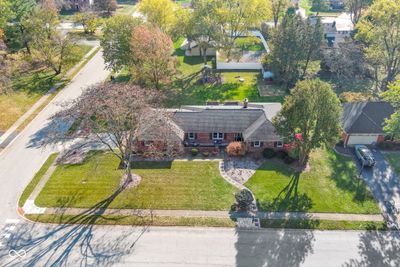 Fantastic Location and HUGE Yard! | Image 2