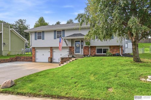 919 Bordeaux Ave, Bellevue, NE, 68123-3628 | Card Image