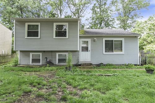 9117 Wilverne Drive, Windham, OH, 44288 | Card Image