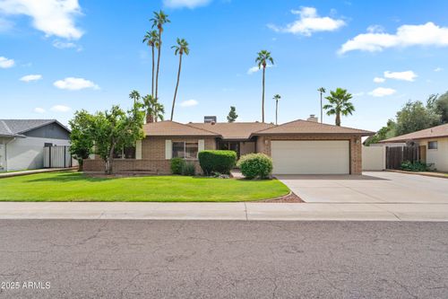 5219 W El Caminito Dr, Glendale, AZ, 85302-6211 | Card Image