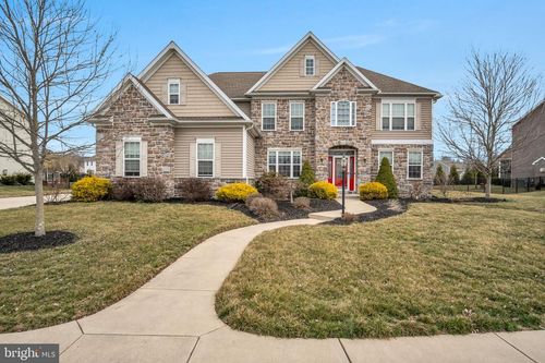47 Country Side Dr, CARLISLE, PA, 17013-8419 | Card Image