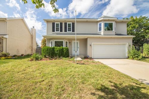 105 S Canyon Dr, Bolingbrook, IL, 60490-1532 | Card Image