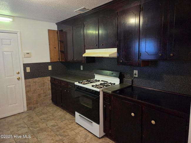 1118 Mapleton St, House other with 3 bedrooms, 2 bathrooms and 2 parking in Roanoke Rapids NC | Image 8