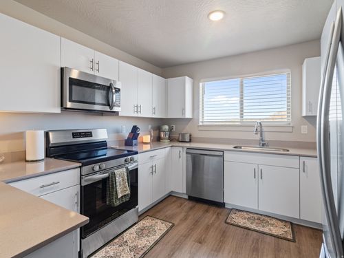 133 N Rock Canyon St, Hurricane, UT, 84737-3293 | Card Image