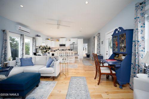 2576 W Roberts Rd, Ash Fork, AZ, 86320-1342 | Card Image