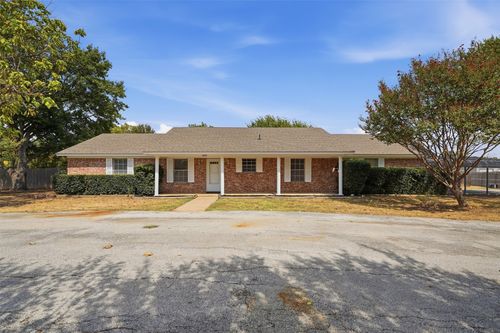 6880 Sandy Beach Rd, Azle, TX, 76020-5506 | Card Image