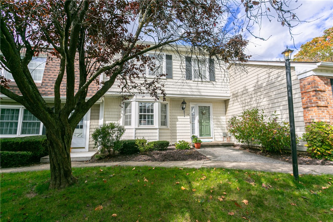 New Wickham Dr, Penfield, NY 14526