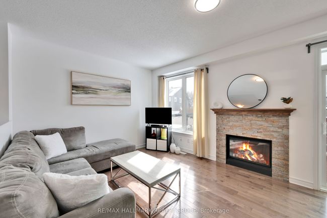 1111 Cobble Hill Dr, House attached with 3 bedrooms, 4 bathrooms and 1 parking in Nepean ON | Image 15