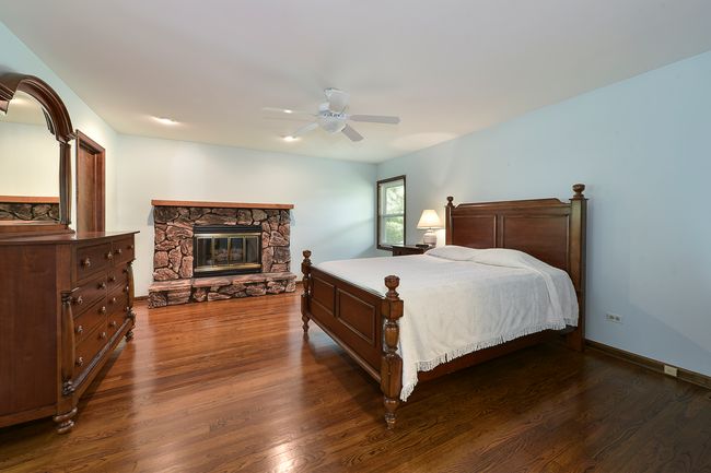 50 Roberts Rd, House other with 3 bedrooms, 3 bathrooms and 2 parking in Inverness IL | Image 9