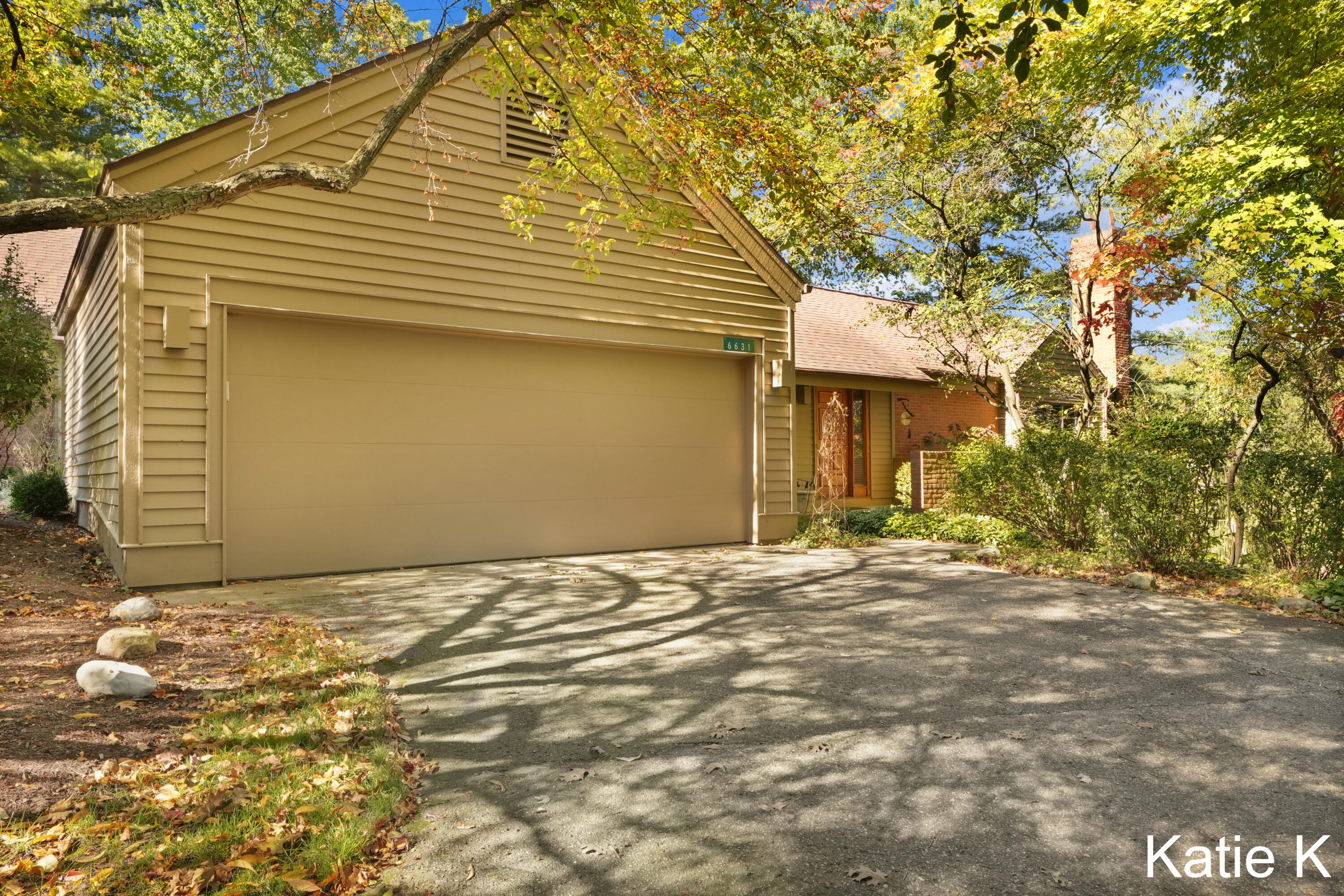 Waybridge Dr, Grand Rapids, MI 49546