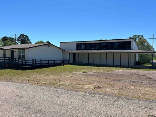 809 Carpenter St, Daingerfield, TX, 75638-2211 | Card Image