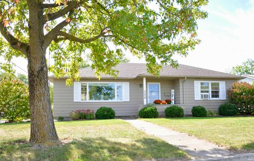 356 W Parr Rd, Berne, IN, 46711-1127 | Card Image