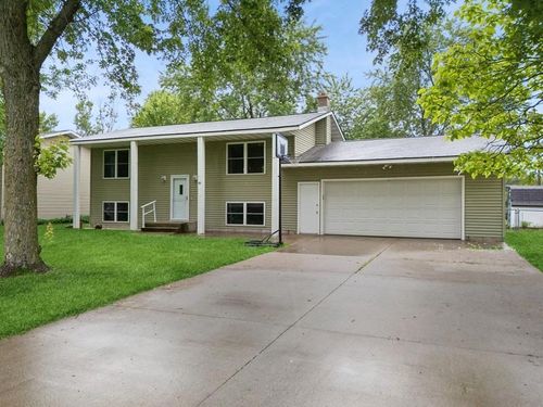45 3rd Ave Nw, Rice, MN, 56367-8711 | Card Image