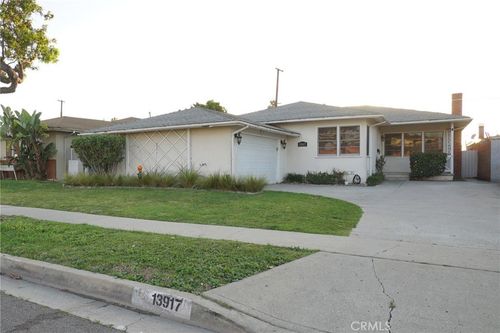 13917 S Wilkie Ave, Gardena, CA, 90249 | Card Image