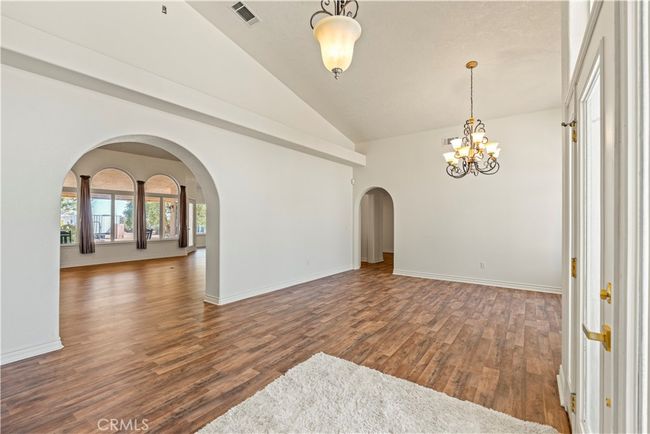 9098 Rattlesnake Rd, House other with 5 bedrooms, 3 bathrooms and 3 parking in Phelan CA | Image 4