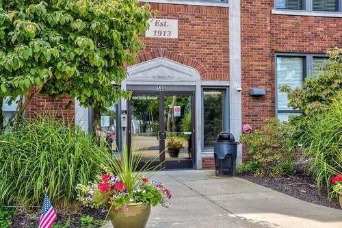 unit-209-500 Erie St, South Haven, MI, 49090-1599 | Card Image