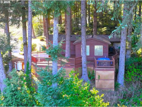 el1-19921 Whaleshead Rd, Brookings, OR, 97415-8367 | Card Image