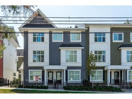 32-27735 Roundhouse Dr, Abbotsford, BC, V4X0B9 | Card Image