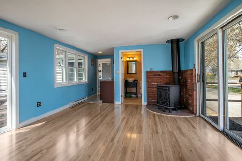 6 Forest Dr, Seabrook, NH, 03874-4021 | Card Image
