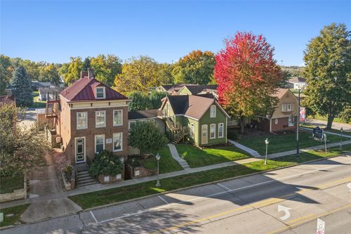 1111 Washington St, Pella, IA, 50219-1507 | Card Image