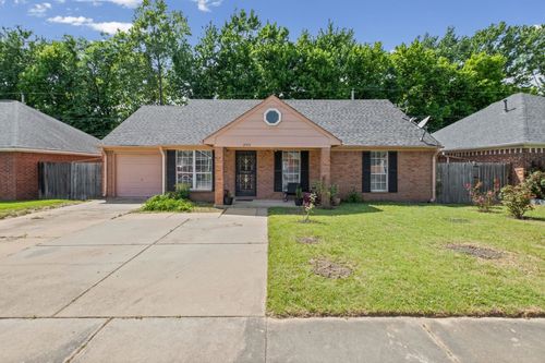 2515 Parkview Dr, Memphis, TN, 38128 | Card Image