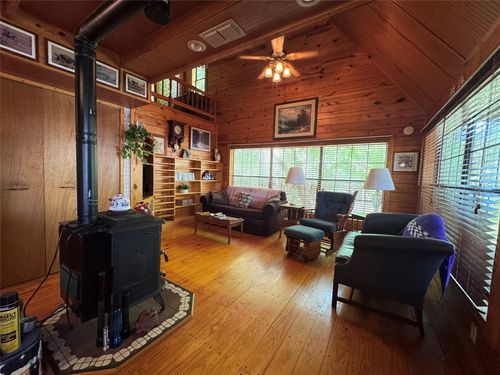 190 Woodpecker, Livingston, TX, 77351-4593 | Card Image