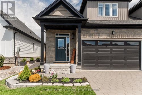 51 Compass Trail, Central Elgin, ON, N5L0B4 | Card Image