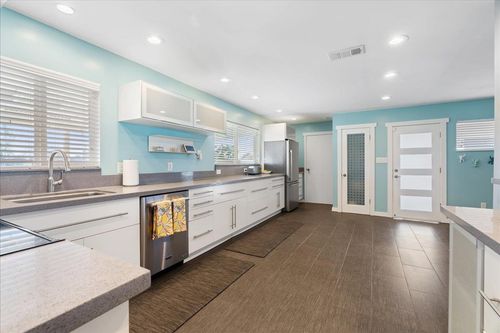 7261 Dry Creek Road, Rio Linda, CA, 95673 | Card Image