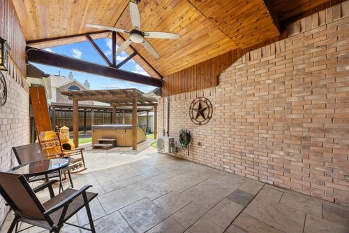 501 Outlook Cv, Flower Mound, TX, 75028-7176 | Card Image