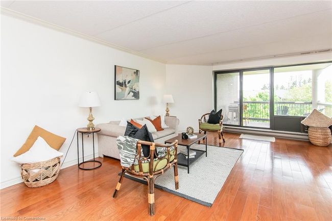 508 - 22 Marilyn Dr, House attached with 3 bedrooms, 2 bathrooms and 1 parking in Guelph ON | Image 9