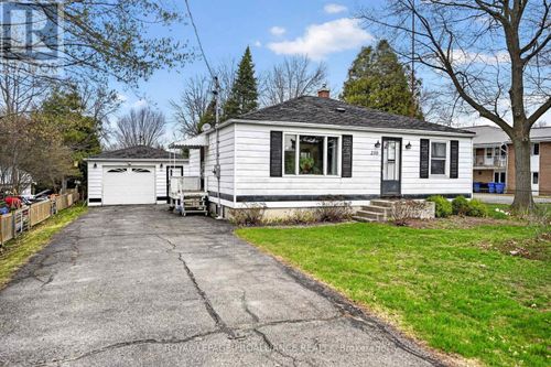 230 Helen Street N, Edwardsburgh/Cardinal, ON, K0E1E0 | Card Image