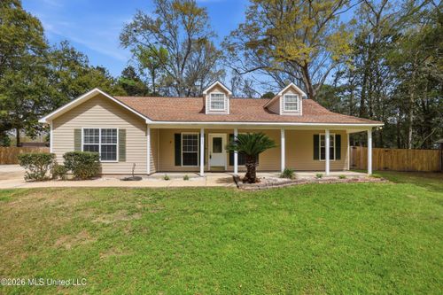1212 Rosemont St, Gautier, MS, 39553-3238 | Card Image